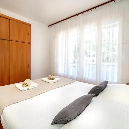 Apartamento Nada & Ivan With Terrace *